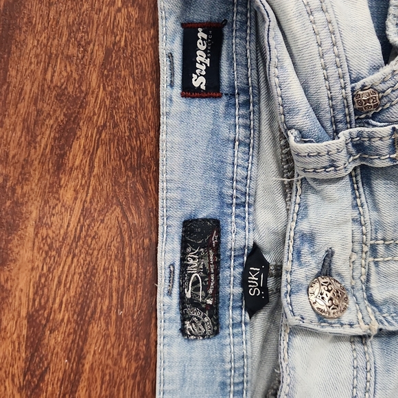 Suki Jeans. Waist -31inches. See photos for other measurements. - Picture 2 of 6